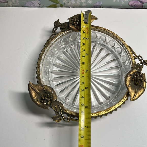 Vintage Crystal Bowl with Gold Floral Accents • purse bowl • trinket jewelry - Picture 3 of 11